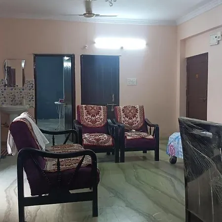 2Bhk Diamond Suite